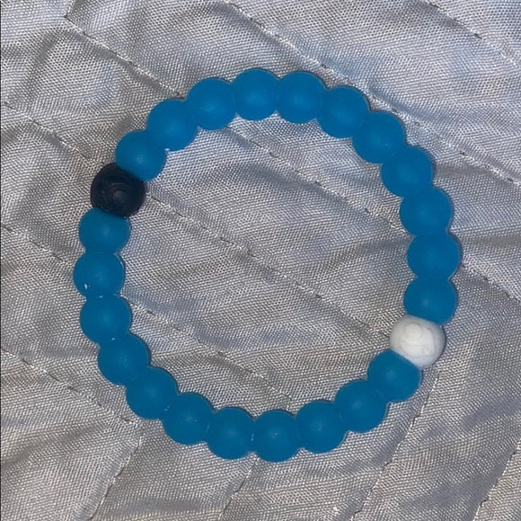 10 Lokai Bracelets - Picture 5 of 11